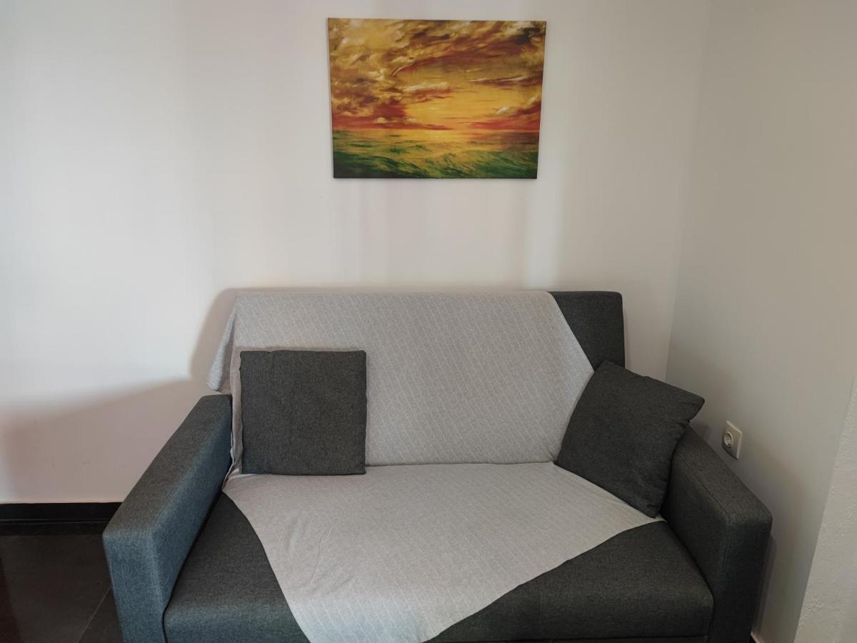 Theasis 4 Luxury Studio With Sea View 네오스마르마라스 외부 사진